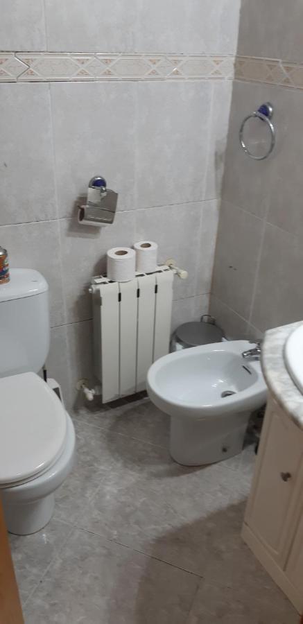 Habitacion Lcv Madrid Luaran gambar