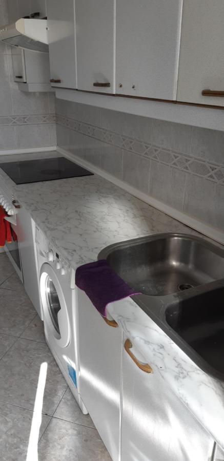 Habitacion Lcv Madrid Luaran gambar