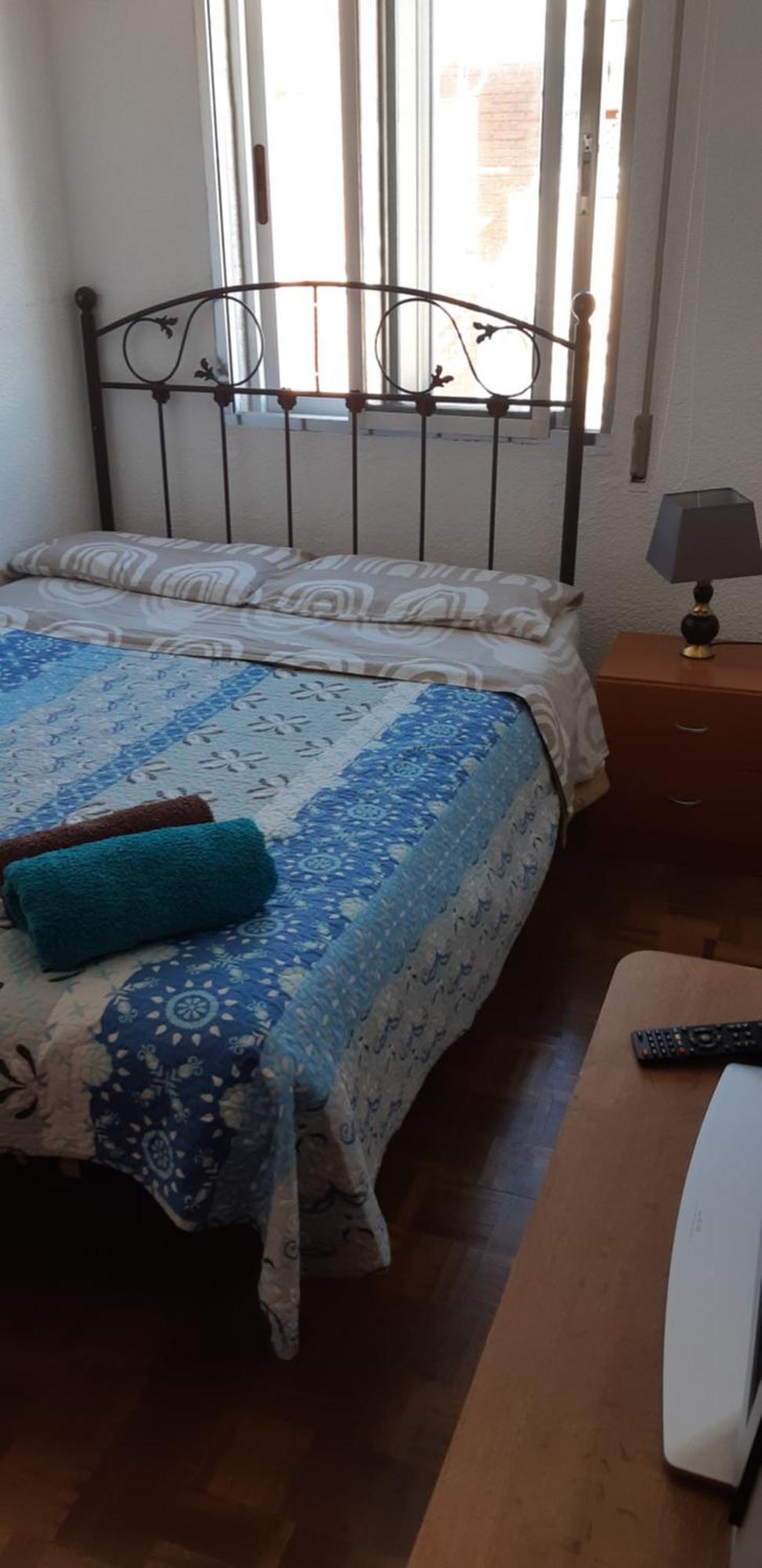 Habitacion Lcv Madrid Luaran gambar